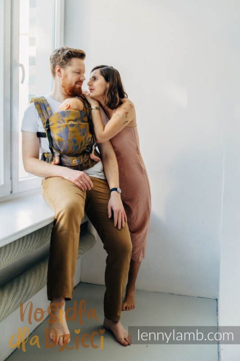 Nosidełko LennyLight z tkaniny żakardowej, rozmiar standard (45% jedwab tussah, 32% bawełna czesana, 19% wełna merino, 4% kaszmi Nosidełko LennyLight z tkaniny żakardowej, rozmiar standard (45% jedwab tussah, 32% bawełna czesana, 19% wełna merino, 4% kaszmi