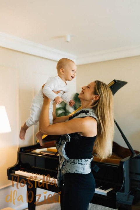 Nosidełko LennyUpGrade PRO z tkaniny żakardowej 100% bawełna , rozmiar standard - MELODY - POLONAISE