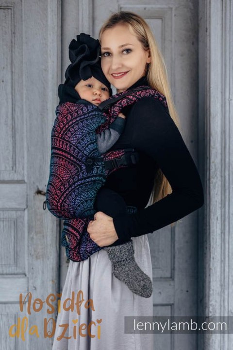 Nosidełko LennyUpGrade z tkaniny żakardowej 60% bawełna, 28% wełna merino, 8% jedwab, 4% kaszmir , rozmiar standard, PAWI OGON -